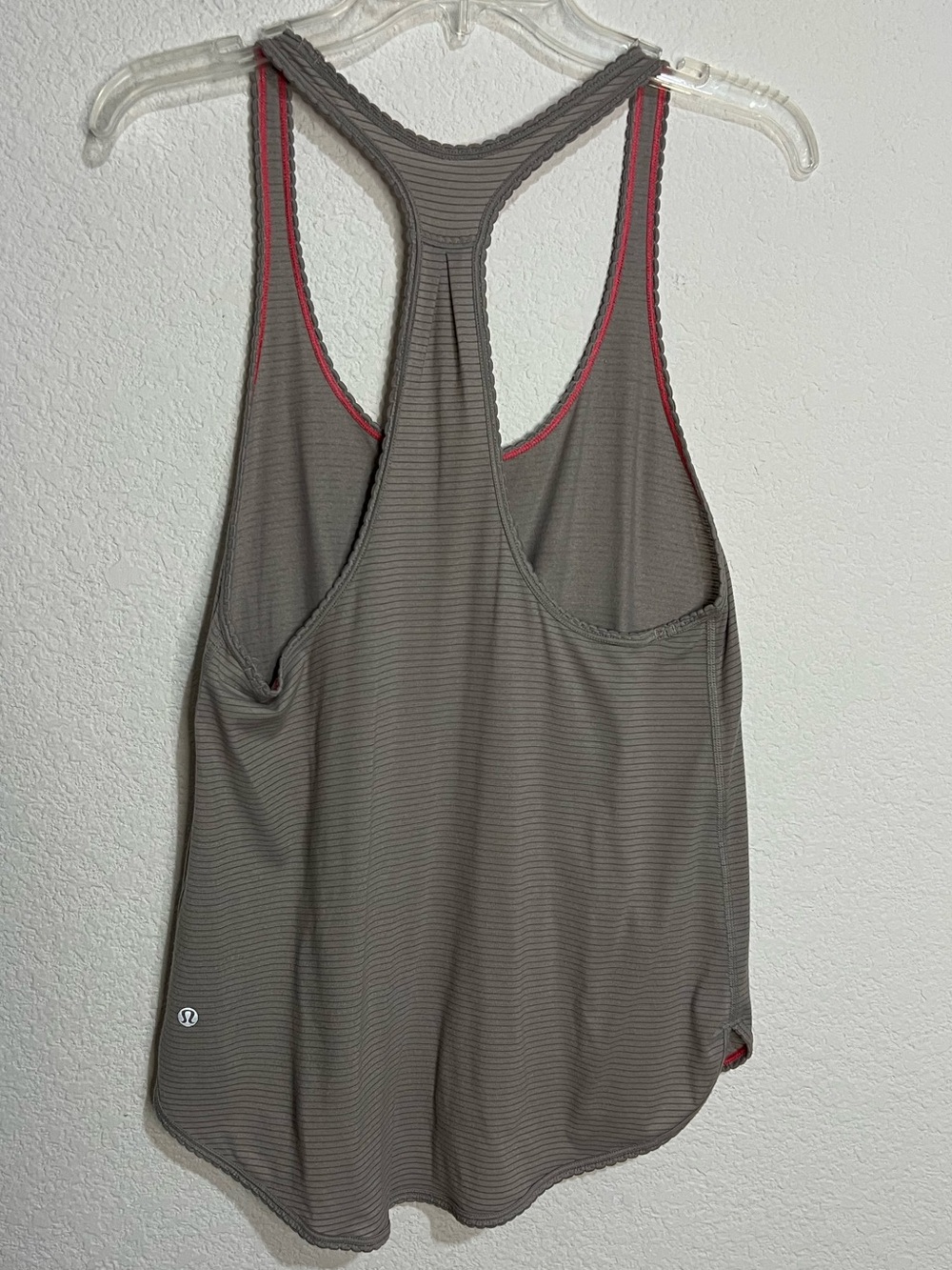 Lululemon Heathered Gray 105 F Silverescent Singlet Silver Tank Top 6